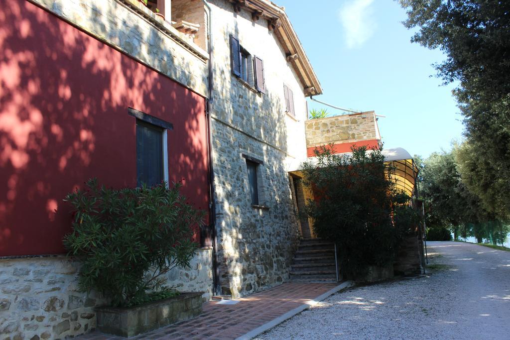Vila Societa Agricola F.Lli Angelucci Cannara Exteriér fotografie