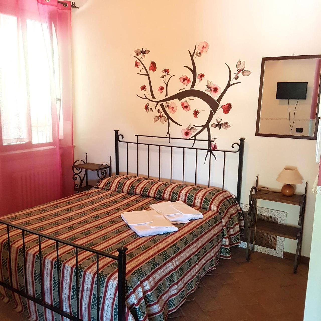 Vila Societa Agricola F.Lli Angelucci Cannara Exteriér fotografie